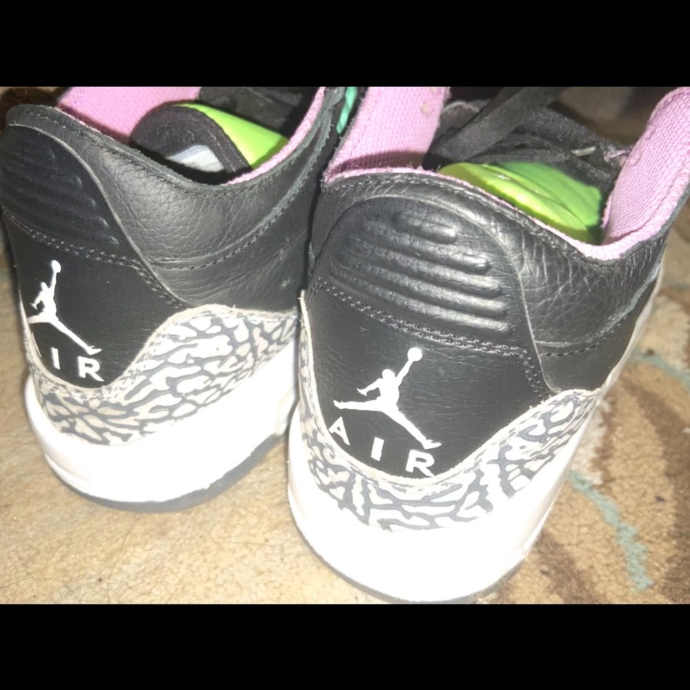 Jordan 3s 4y